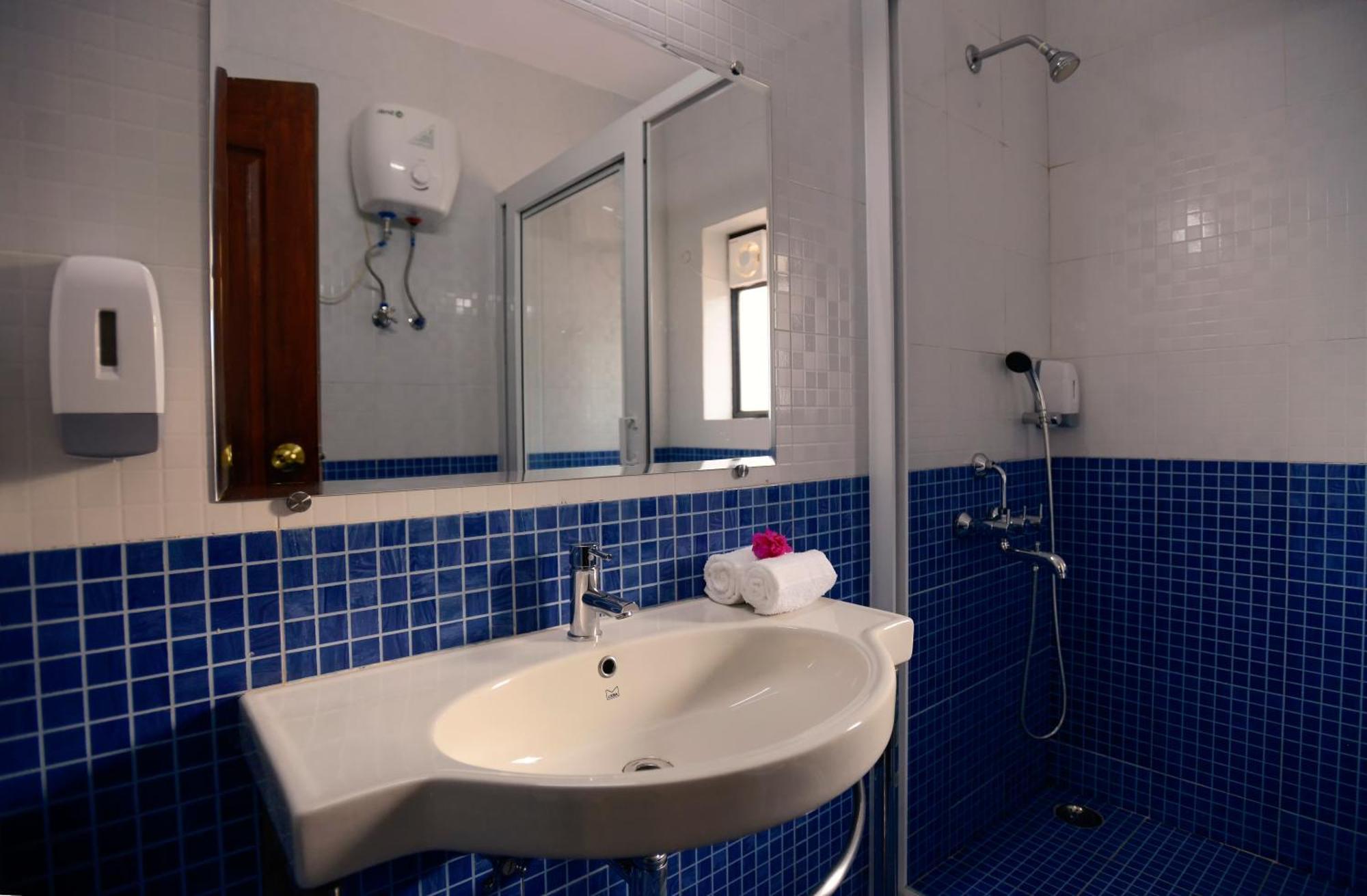 Treehouse Blue Hotel & Villas Колва Екстериор снимка